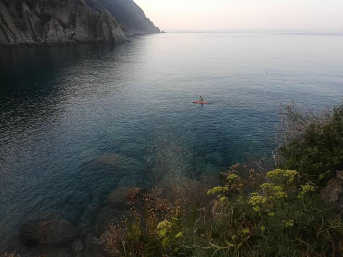 Appartamento Taggiasca A Riva Trigoso 세스트리레반떼 외부 사진